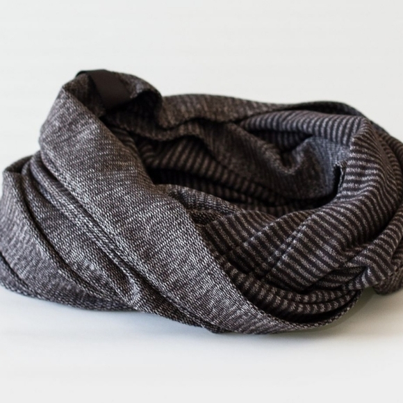 Lululemon Vinyasa Scarf Reversible Mini Check Pique Black Pique - Picture 1 of 3
